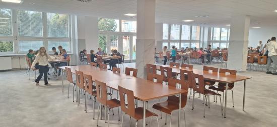 Školní jídelna po&nbsp;rekonstrukci