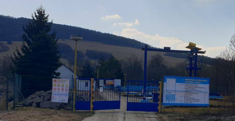 čov